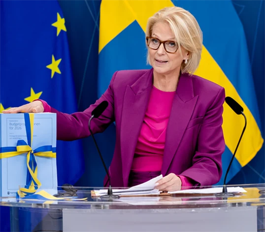 Finansminister Elisabeth Svantesson presenterar budgetpropositionen för 2026.